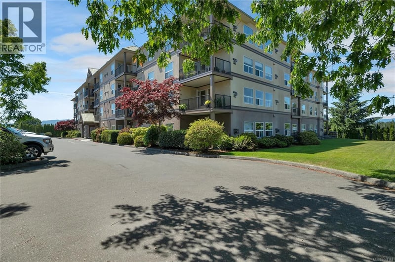 #209 280 Dogwood Street South, Campbell River, British Columbia, V9W6Y7, Campbell River, British Columbia — photo 1 of 5