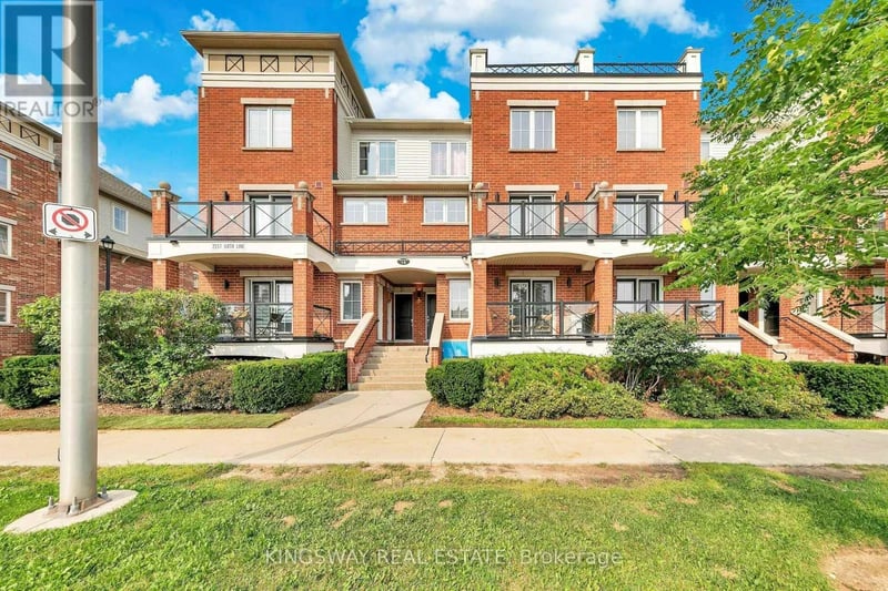 #6 2557 Sixth Line West, Oakville (RO River Oaks), Ontario, L6H0H7, Oakville (RO River Oaks), Ontario — photo 1 of 5