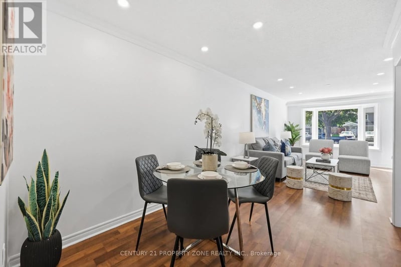 2600 Lundene Road, Mississauga (Clarkson), Ontario, L5J1P8, Mississauga (Clarkson), Ontario — photo 1 of 5