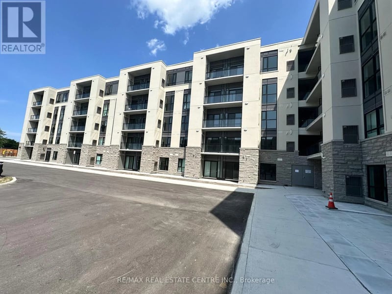 #243 50 Herrick Avenue, St. Catharines (Oakdale), Ontario, L2P2T9, St. Catharines (Oakdale), Ontario — photo 1 of 5