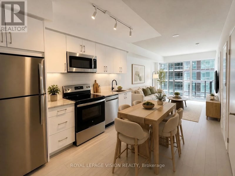 #1007 4010 Eglinton Avenue West, Toronto (Humber Heights), Ontario, M9A0G5, Toronto (Humber Heights), Ontario — photo 1 of 5