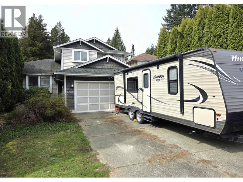 12033 206B Street, Maple Ridge, British Columbia, V2X9T8, Maple Ridge, British Columbia — photo 1 of 5