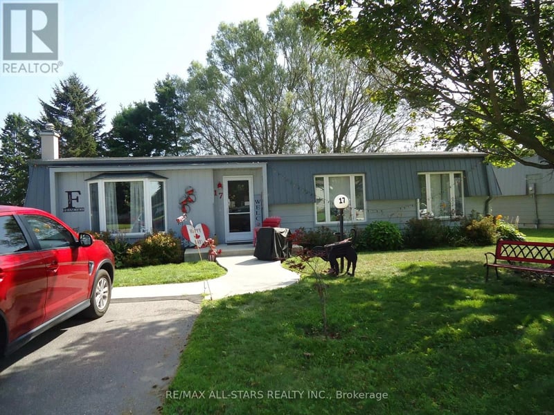 17 Pineridge Crescent, Clarington (Bowmanville), Ontario, L1B1B9, Clarington (Bowmanville), Ontario — photo 1 of 5