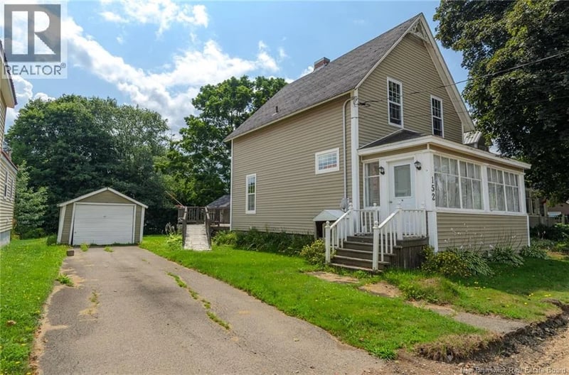 152 St George Street, Sussex, New Brunswick, E4E1H1, Sussex, New Brunswick — photo 1 of 5