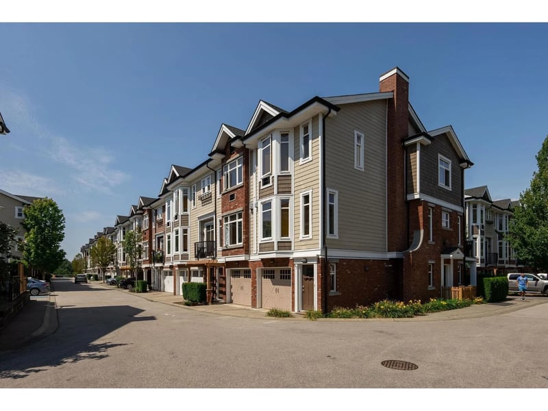 #112 20738 84 Avenue, Langley, British Columbia, V2Y0J6, Langley, British Columbia — photo 1 of 5