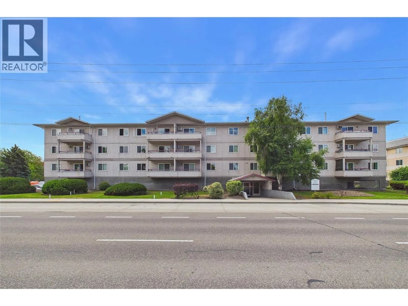 #303 993 KLO Road, Kelowna, British Columbia, V4T2M3, Kelowna, British Columbia — photo 1 of 5