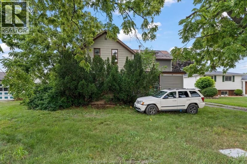 12122 INTERSECTION Road, Tecumseh, Ontario, N8N1R3, Tecumseh, Ontario — photo 1 of 5