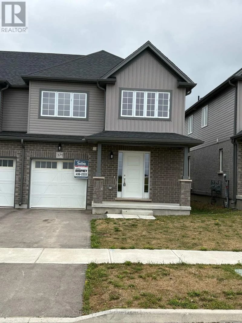 371 KENNINGTON Way, London South (South W), Ontario, N6L0H4, London South (South W), Ontario — photo 1 of 5