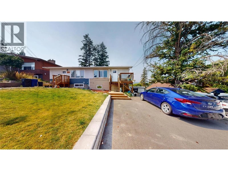 227 19th Avenue South, Cranbrook, British Columbia, V1C3E1, Cranbrook, British Columbia — photo 1 of 5