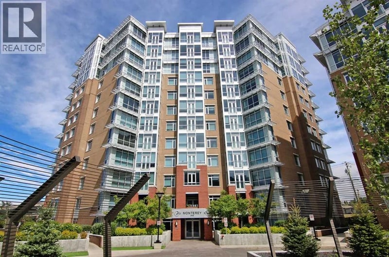 16 Varsity Estates Circle Northwest, Calgary, Alberta, T3A2C5, Calgary, Alberta — photo 1 of 5