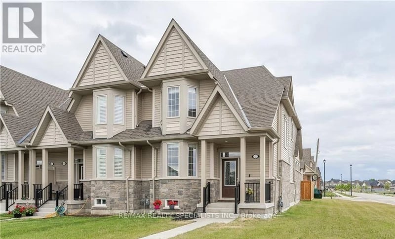 #4 230 Farley Road, Centre Wellington (Fergus), Ontario, N1M0H6, Centre Wellington (Fergus), Ontario — photo 1 of 5