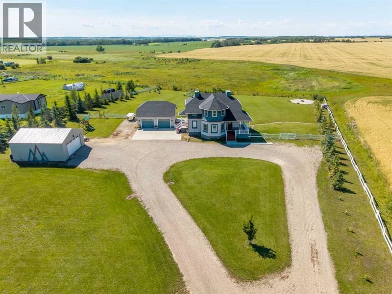 31250 Range Road 33, Rural Mountain View County, Alberta, T0M0W0, Rural Mountain View County, Alberta — photo 1 of 5