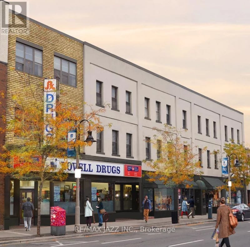 #310 14 1/2 King Street East, Oshawa (O'Neill), Ontario, L1H1A9, Oshawa (O'Neill), Ontario — photo 1 of 5