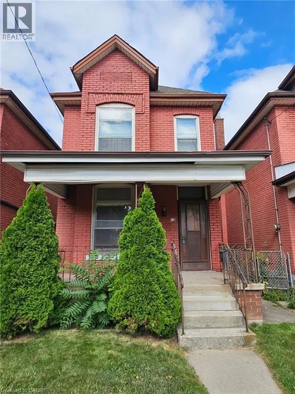 15 KINRADE Avenue, Hamilton, Ontario, L8L6L5, Hamilton, Ontario — photo 1 of 5