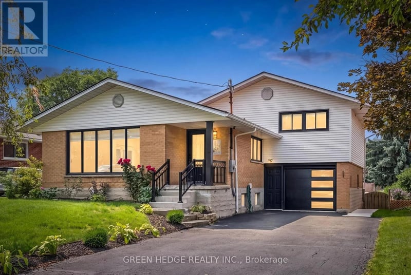 385 Village Crescent, Kitchener, Ontario, N2M4V2, Kitchener, Ontario — photo 1 of 5