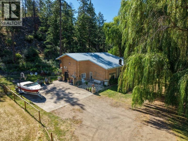 1876 Willowbrook Road, Oliver, British Columbia, V0H1T0, Oliver, British Columbia — photo 1 of 5