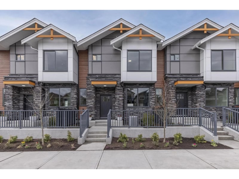 #44 6035 141 Street, Surrey, British Columbia, V3X0L6, Surrey, British Columbia — photo 1 of 5