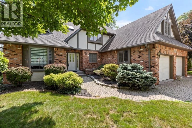 5940 OXLEY, LaSalle, Ontario, N9H1N5, LaSalle, Ontario — photo 1 of 5