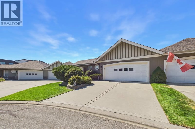 #84 680 Valley Road, Kelowna, British Columbia, V1V2J3, Kelowna, British Columbia — photo 1 of 5