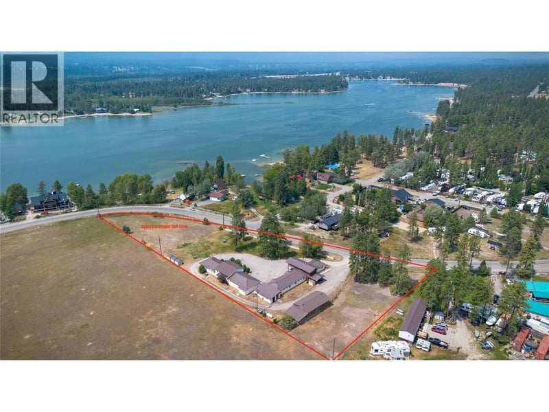 6532 Wasa Lake Park Drive, Wasa, British Columbia, V0B2K0, Wasa, British Columbia — photo 1 of 5