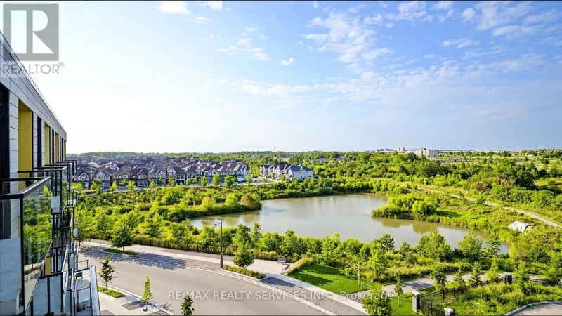 #610 1415 Dundas Street East, Oakville (JM Joshua Meadows), Ontario, L6H7G1, Oakville (JM Joshua Meadows), Ontario — photo 1 of 5
