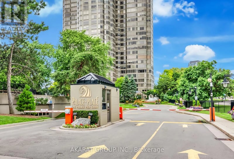#602 1 Palace Pier Court, Toronto (Mimico), Ontario, M8V3W9, Toronto (Mimico), Ontario — photo 1 of 5