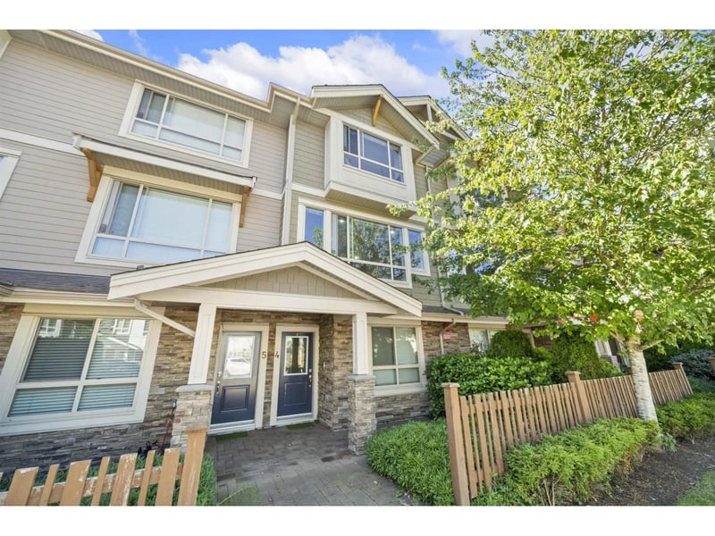 #4 19752 55A Avenue, Langley, British Columbia, V3A3X2, Langley, British Columbia — photo 1 of 5