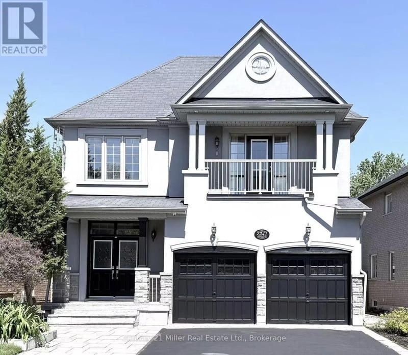 2241 Adirondak Trail, Oakville (WM Westmount), Ontario, L6M4W4, Oakville (WM Westmount), Ontario — photo 1 of 5