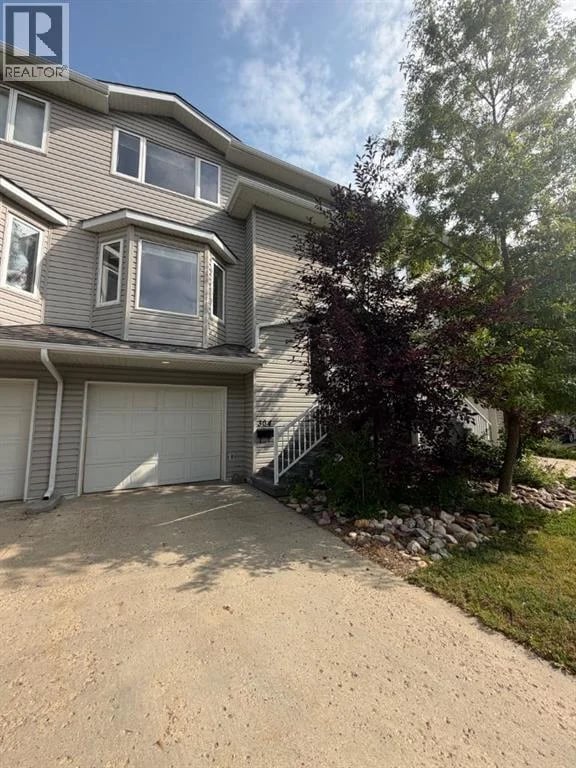 104 Loutit Road, Fort McMurray, Alberta, T9K0A2, Fort McMurray, Alberta — photo 1 of 5