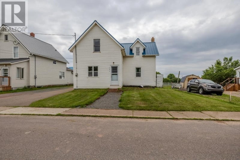 172 MAIN Street, Borden-Carleton, Prince Edward Island, C0B1X0, Borden-Carleton, Prince Edward Island — photo 1 of 5