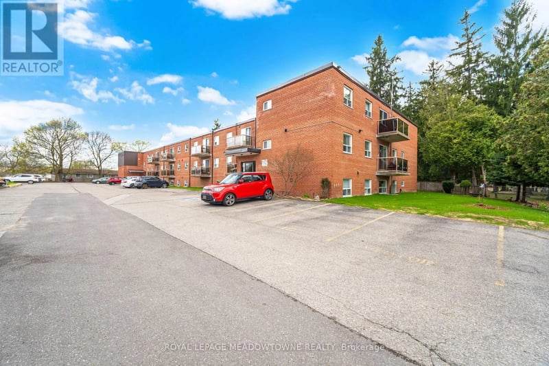 #205 24 Ransom Street, Halton Hills (AC Acton), Ontario, L7J1S3, Halton Hills (AC Acton), Ontario — photo 1 of 5