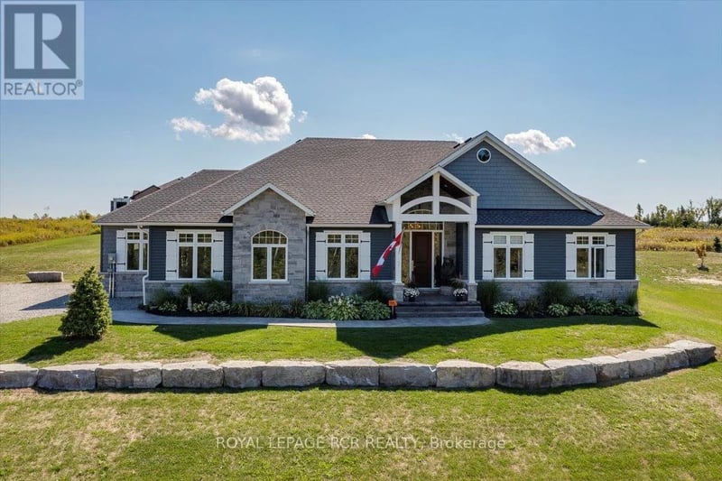 3 Nipigon Street, Kawartha Lakes (Verulam), Ontario, K0M1N0, Kawartha Lakes (Verulam), Ontario — photo 1 of 5