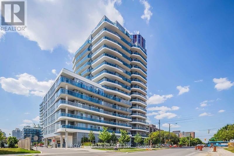 #536 9471 Yonge Street, Richmond Hill (Observatory), Ontario, L4C1V5, Richmond Hill (Observatory), Ontario — photo 1 of 5