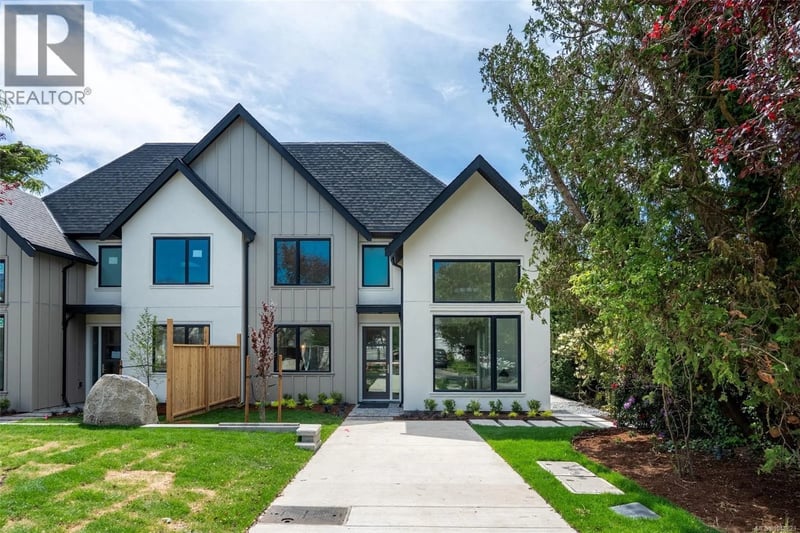 #1 2456 Tod Road, Oak Bay, British Columbia, V8R2N1, Oak Bay, British Columbia — photo 1 of 5