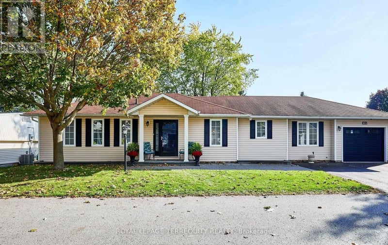 91A Wilmot Trail, Clarington (Bowmanville), Ontario, L1B1B8, Clarington (Bowmanville), Ontario — photo 1 of 5