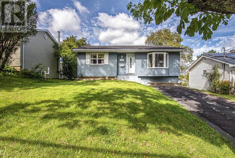 256 Mount Edward Road, Dartmouth, Nova Scotia, B2W3L6, Dartmouth, Nova Scotia — photo 1 of 5