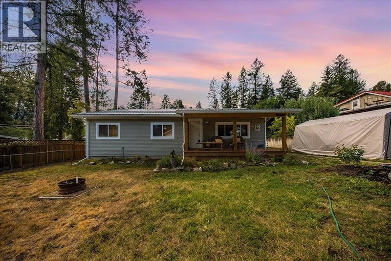 91 HOLMES Road, Christina Lake, British Columbia, V0H1E0, Christina Lake, British Columbia — photo 1 of 5