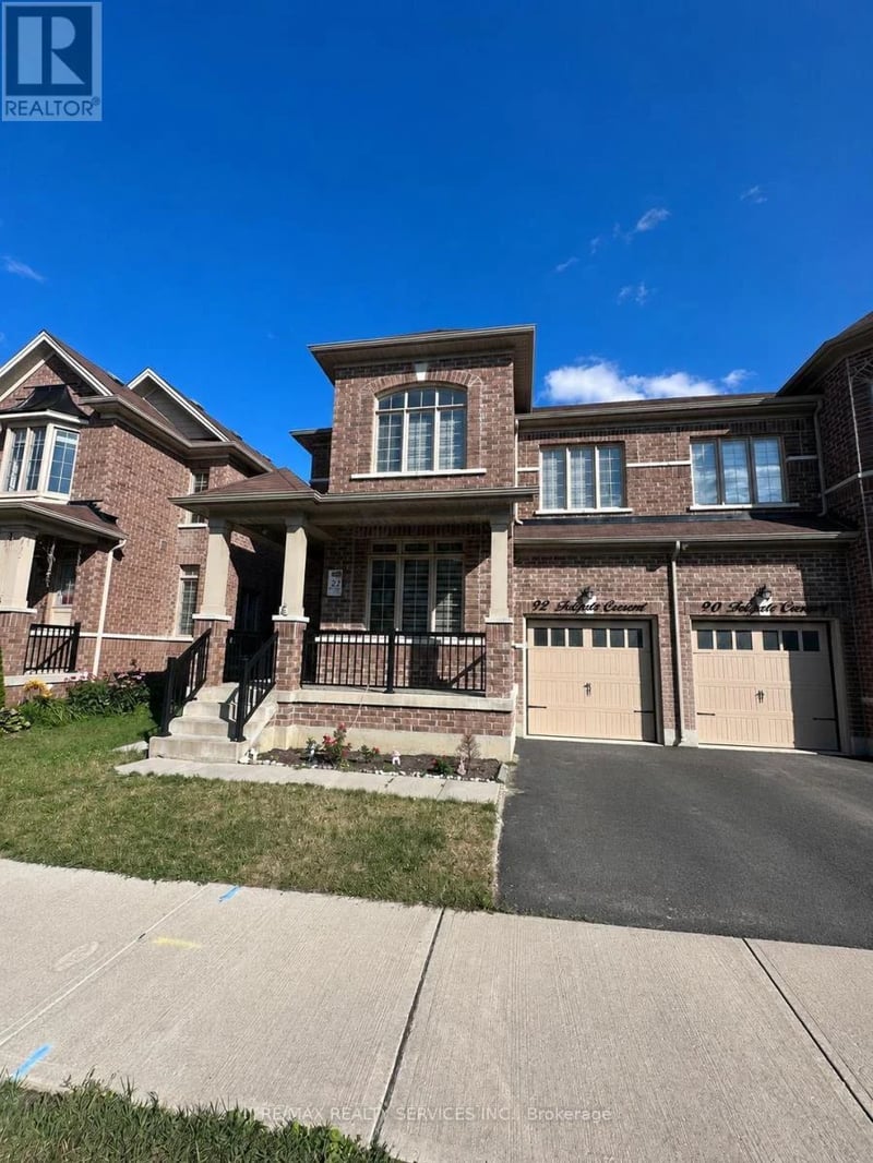92 Folgate Crescent, Brampton (Sandringham-Wellington North), Ontario, L6R4A7, Brampton (Sandringham-Wellington North), Ontario — photo 1 of 5