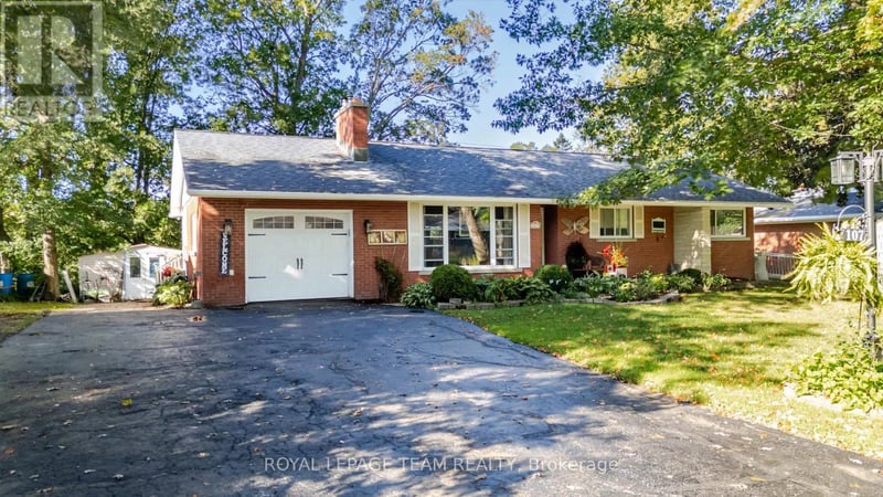107 Peacock Crescent, Mississippi Mills, Ontario, K0A1A0, Mississippi Mills, Ontario — photo 1 of 5