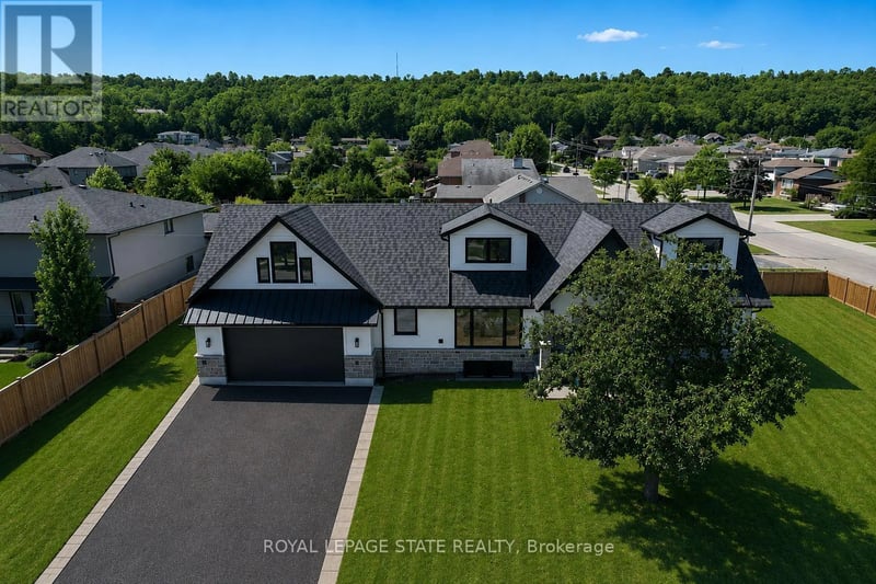 24 Royce Avenue, Hamilton (Stoney Creek), Ontario, L8G3B5, Hamilton (Stoney Creek), Ontario — photo 1 of 5