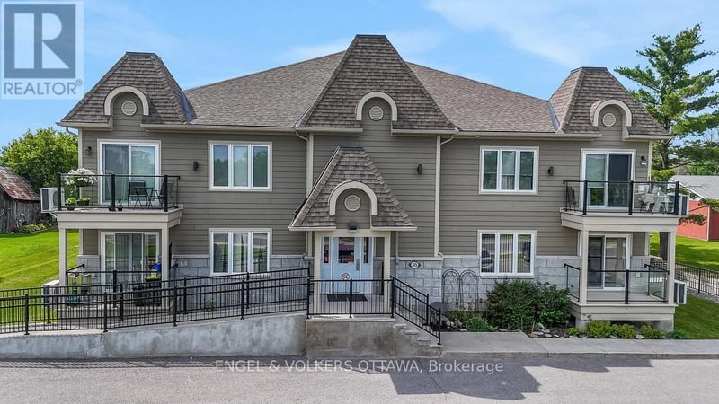 #202 38 Charles Street, North Stormont, Ontario, K0A1R0, North Stormont, Ontario — photo 1 of 5