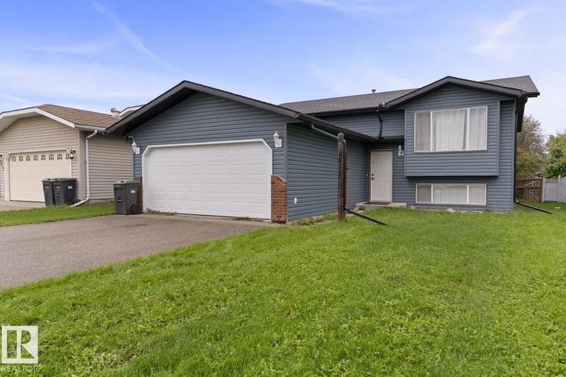 4510 49 AV, Cold Lake, Alberta, T9M1Z6, Cold Lake, Alberta — photo 1 of 5