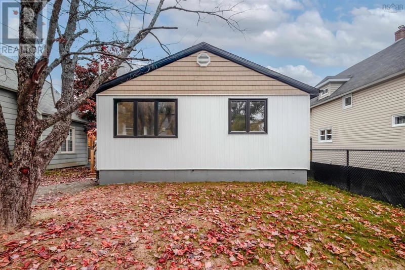 19 louisa Street, Sydney, Nova Scotia, B1P6E9, Sydney, Nova Scotia — photo 1 of 5