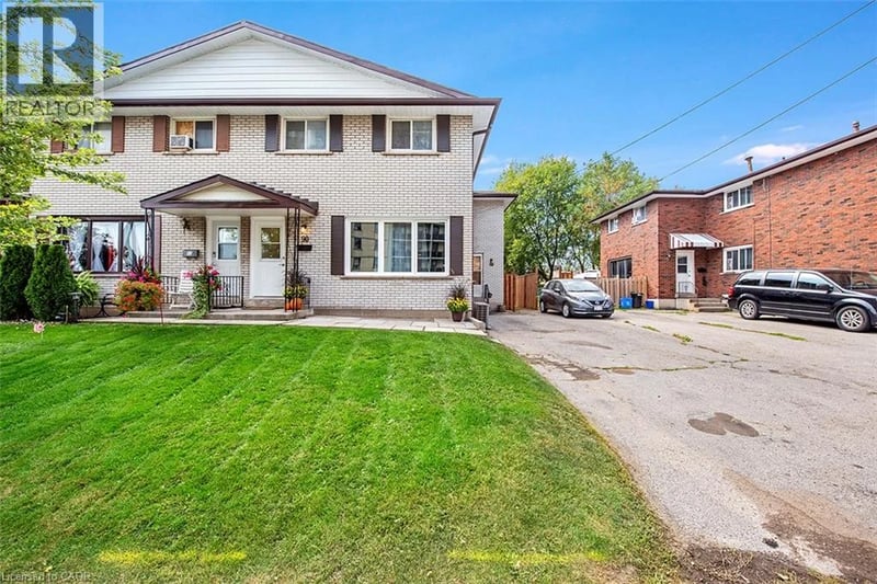 88 DELAWANA Drive, Hamilton, Ontario, L8E1G4, Hamilton, Ontario — photo 1 of 5