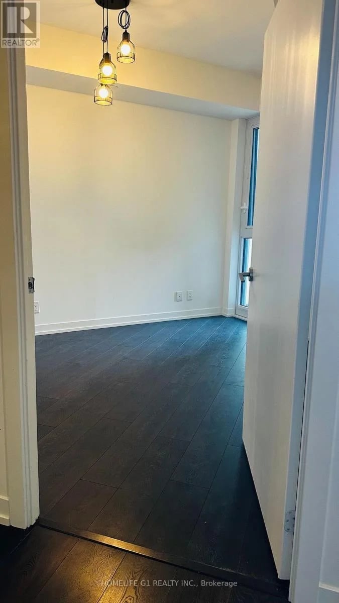 #1101 2020 Bathurst Street, Toronto (Humewood-Cedarvale), Ontario, M5P0A6, Toronto (Humewood-Cedarvale), Ontario — photo 1 of 5