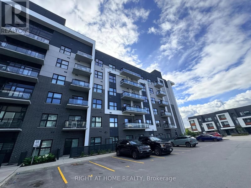 #527 102 GROVEWOOD Common, Oakville (GO Glenorchy), Ontario, L6H0X2, Oakville (GO Glenorchy), Ontario — photo 1 of 5