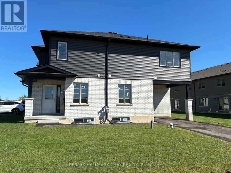 23 Strath Crescent, Springwater (Elmvale), Ontario, L0L1P0, Springwater (Elmvale), Ontario — photo 1 of 5