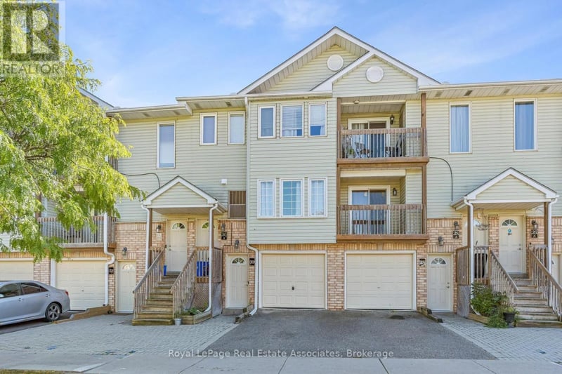 30 Stewart Maclaren Road, Halton Hills (Georgetown), Ontario, L7G5L9, Halton Hills (Georgetown), Ontario — photo 1 of 5