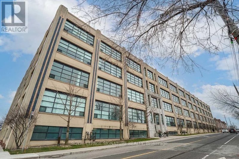 #201 1001 Roselawn Avenue, Toronto (Briar Hill-Belgravia), Ontario, M6B4M4, Toronto (Briar Hill-Belgravia), Ontario — photo 1 of 5