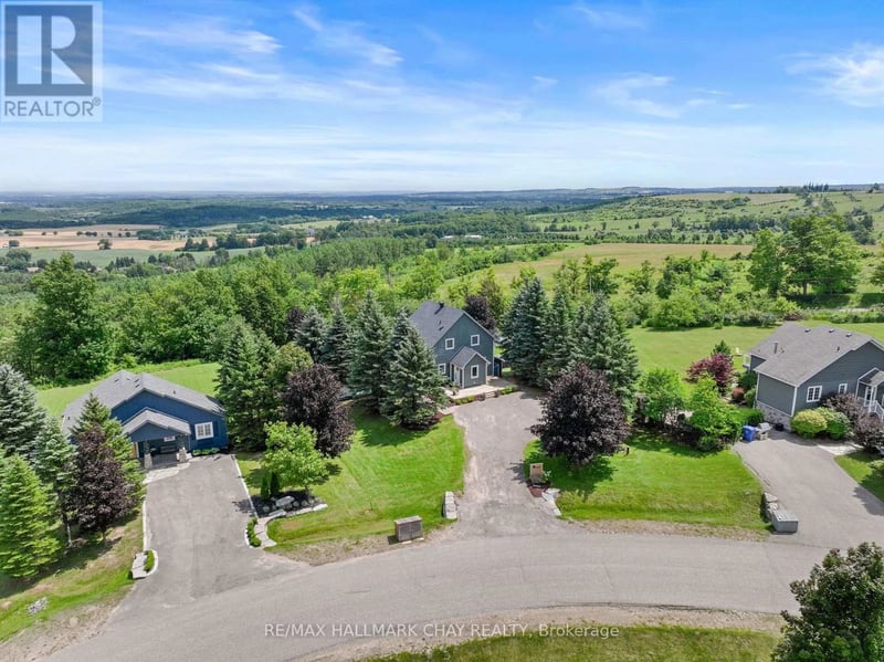 8 Lloyd's Traverse Crescent, Mulmur, Ontario, L9V3H6, Mulmur, Ontario — photo 1 of 5